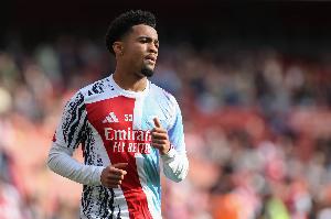 18岁身价5500万❗英媒:恩瓦内里要枪手保证出场时间,否则不续约